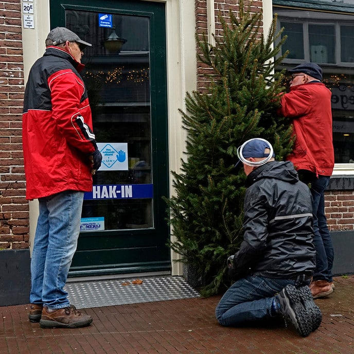 Verkoop kerstbomen door Sportvereniging  - Foto: Paul Scholten