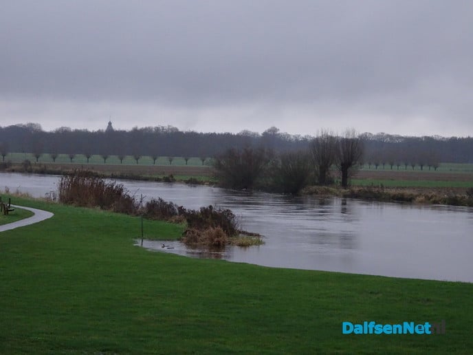 De Vecht staat hoog bij Bellingeweer - Foto: Ingezonden foto