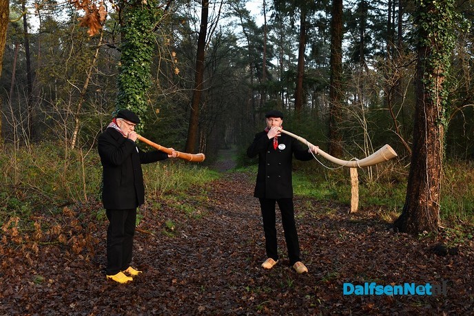Midwinterhoorns klinken over Hoonhorst en in het Sterrebos - Foto: Johan Bokma