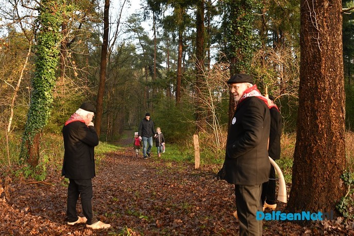 Midwinterhoorns klinken over Hoonhorst en in het Sterrebos - Foto: Johan Bokma