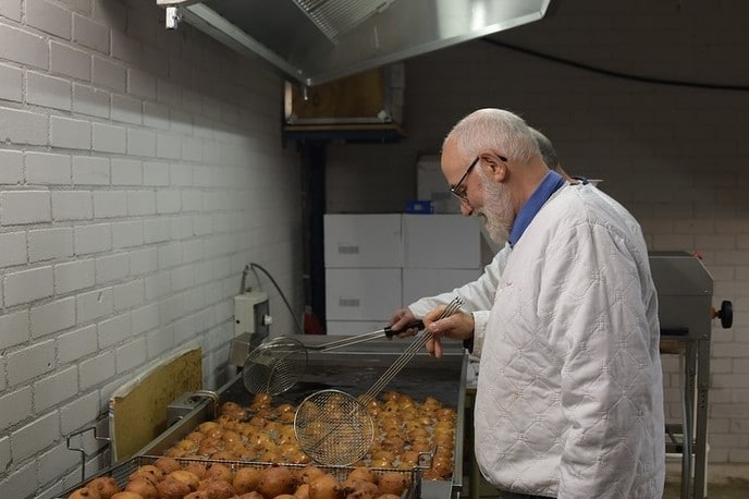 Vrienden Oosteuropa hebben de oliebollen verkoop geannuleerd