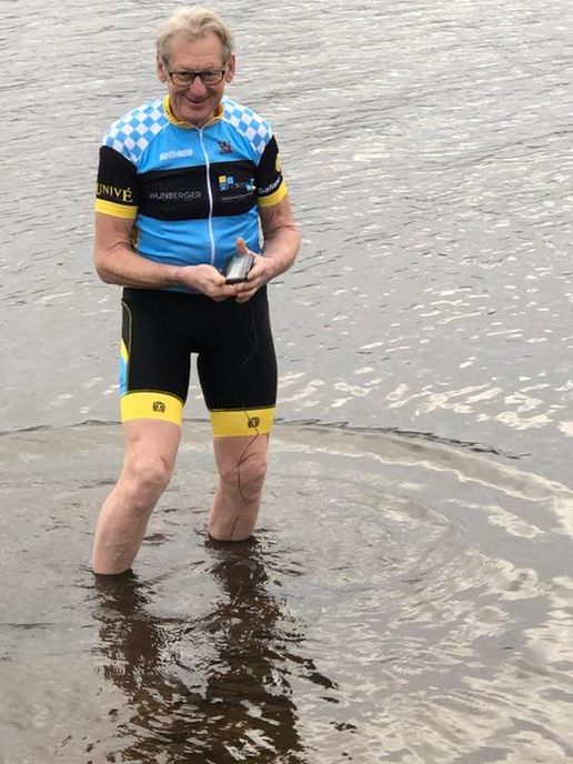 Nieuwjaarsduik Jan Ardesch 2021 - Foto: Ingezonden foto