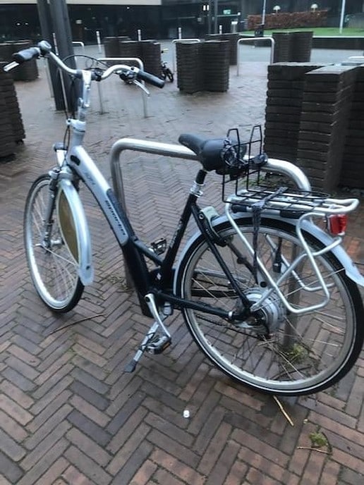 Elektrische fiets en kinderfietsje - Foto: Ingezonden foto