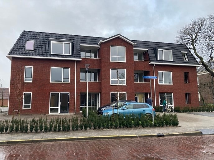 Bewoners nemen intrek in appartementen Pniël - Foto: Ingezonden foto