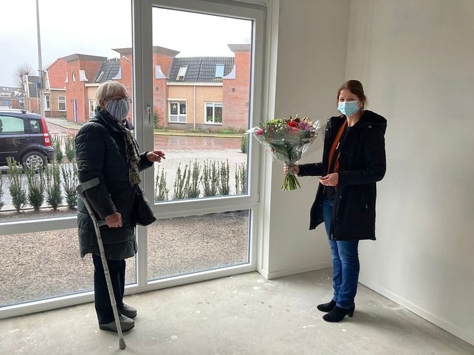 Bewoners nemen intrek in appartementen Pniël - Foto: Ingezonden foto