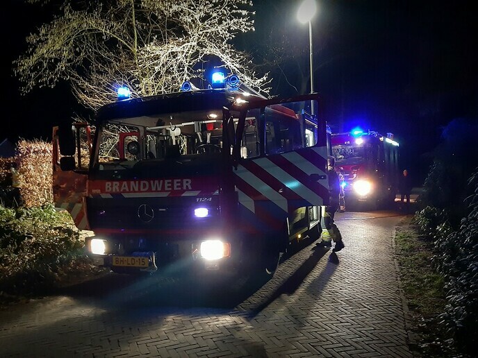 Brand in de Kastanjelaan Dalfsen - Foto: Niels Jansen