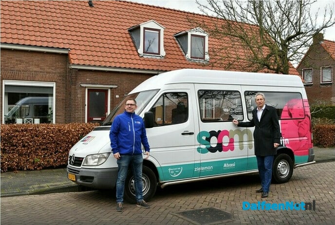 De bus van Saam Welzijn - Foto: Ingezonden foto
