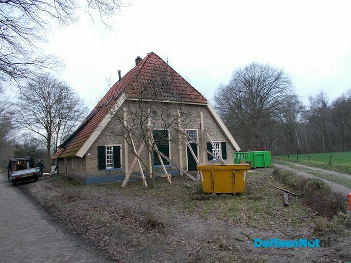 Monumentaal huis in de steigers