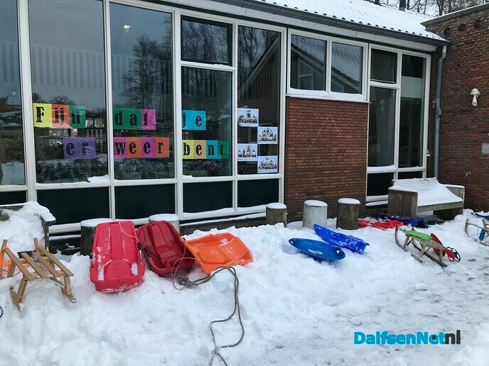 Warm welkom voor leerlingen P.c.b. De Regenboog - Foto: Ingezonden foto