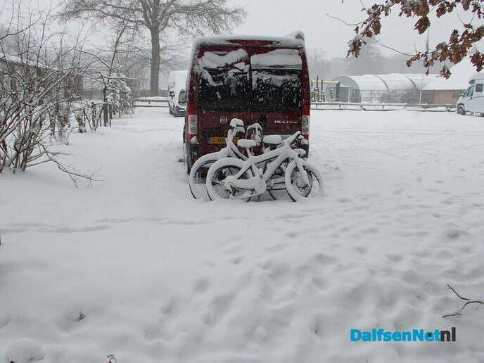 Weer nieuwe beelden van wintersport in Dalfsen