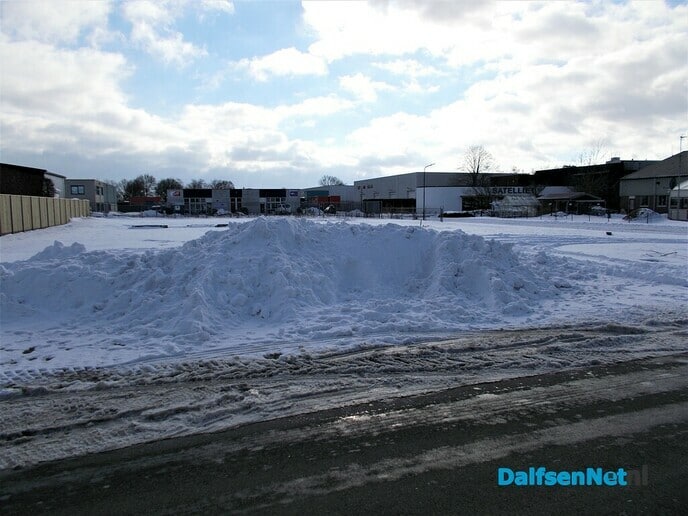 Sneeuw langs de weg
