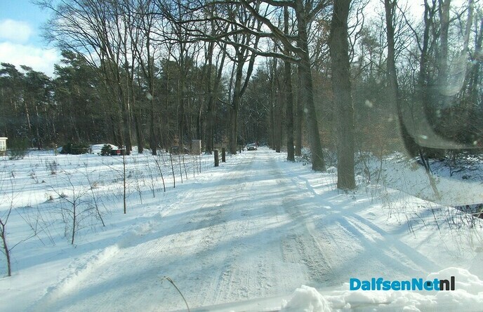 Sneeuw langs de weg