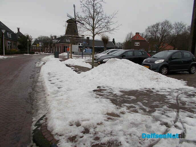 De sneeuw is druk aan het verdwijnen