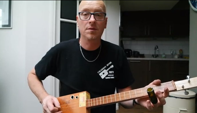 Dialect song in kader van Meert Dialect moand