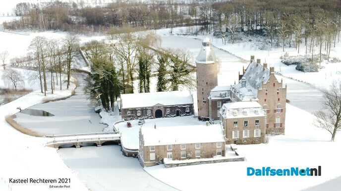 Kasteel Rechteren in sneeuw - Foto: Ingezonden foto