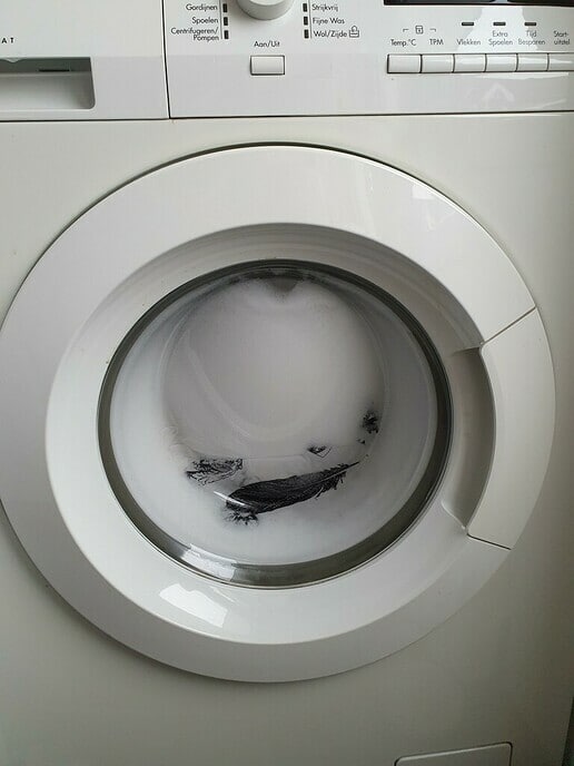 Zelfs sneeuw  IN  de wasmachine…. - Foto: Ingezonden foto