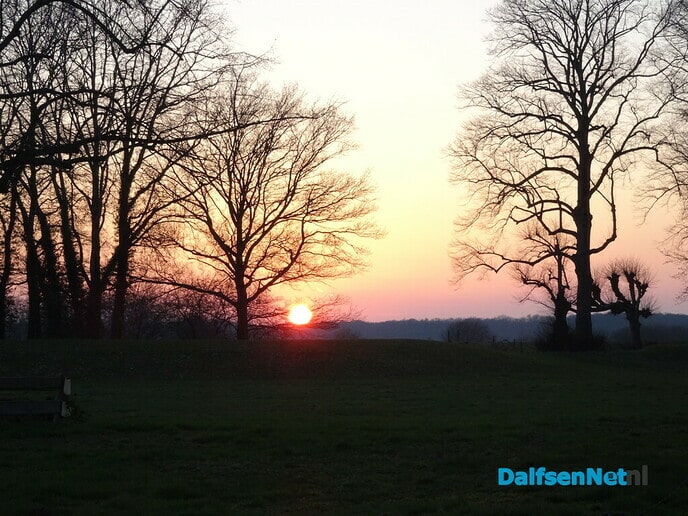 De zon komt op en gaat weer onder - Foto: Ingezonden foto