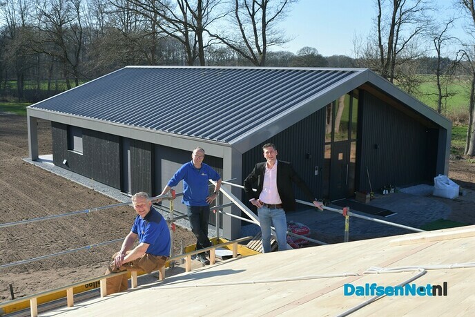 Aannemersbedrijf Riezebos uit Dalfsen is overgenomen! - Foto: Johan Bokma