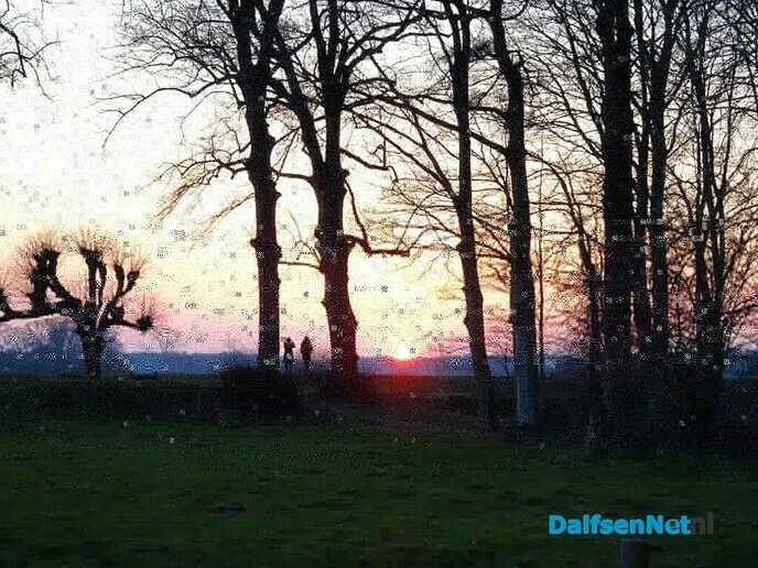 De zon komt op en gaat weer onder - Foto: Ingezonden foto
