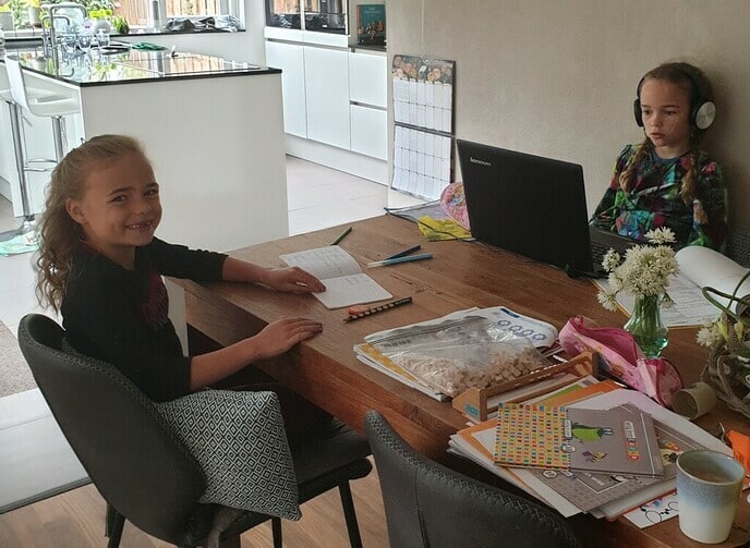 Opvoeding is zwaar in coronatijd, maar ook meer rust - Foto: Ingezonden foto