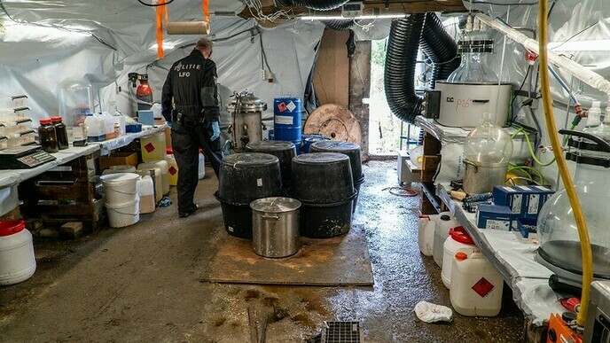 Project Stuwdam steun in rug van ondernemers bij verzet tegen criminelen in Vechtdal - Foto: Politie