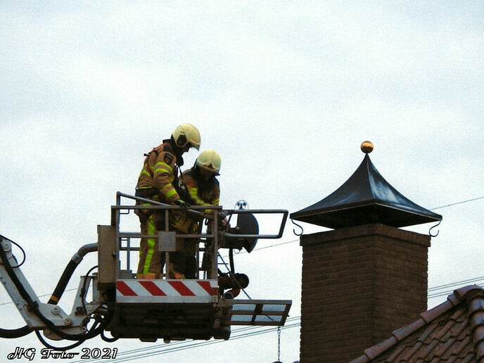 Schoorsteenbrand Woestenweg