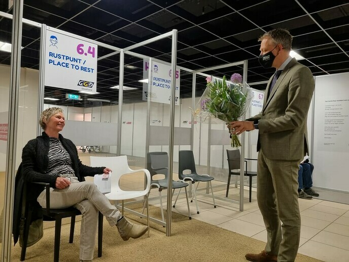 100.000e prik voor José - Foto: Eigen geleverde foto