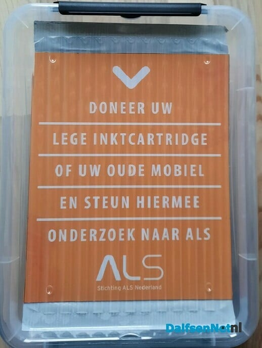 ALS Team Dalfsen zamelt cartrigdes en mobieltjes in - Foto: Ingezonden foto