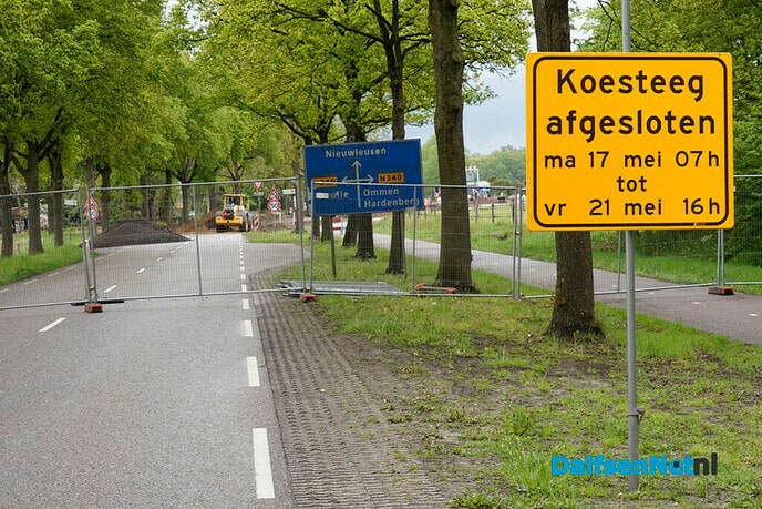 Werkzaamheden bij Kruispunt Driessen (Koesteeg/Hessenweg) - Foto: Paul Scholten
