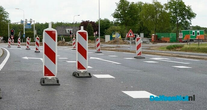 Nieuwe wegmarkeringen kruispunt Koesteeg/Hessenweg - Foto: Paul Scholten