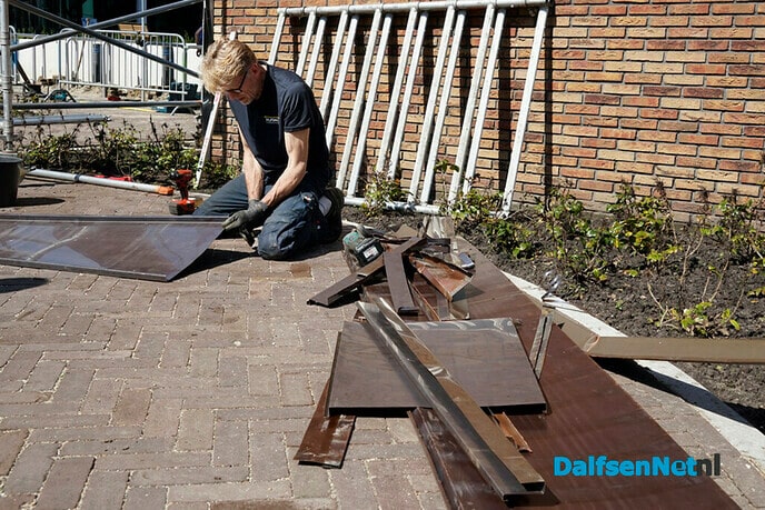 Schade klokkentoren gemeentehuis hersteld - Foto: Paul Scholten