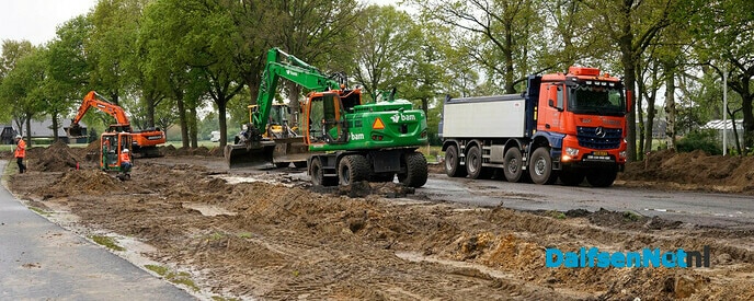 Werkzaamheden bij Kruispunt Driessen (Koesteeg/Hessenweg) - Foto: Paul Scholten