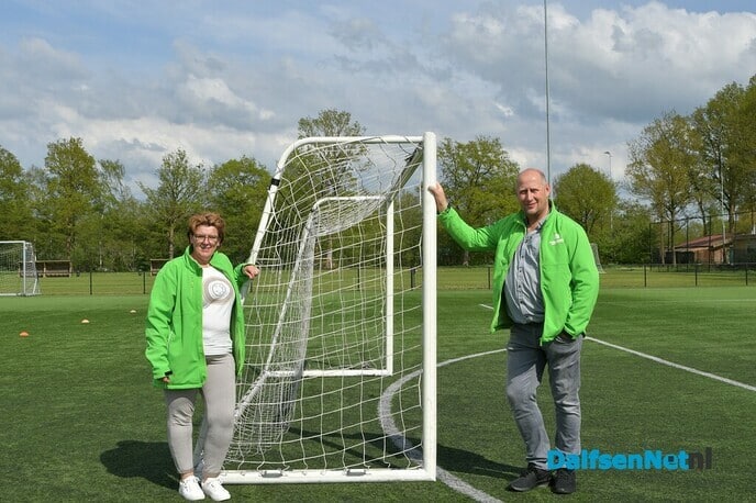 FC Dalfsen puur in nieuwe tenues - Foto: Johan Bokma