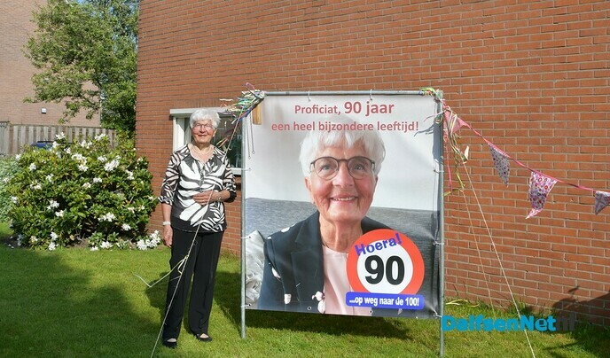 Mien Vulkers-Vrolijken viert vandaag haar 90e geboortedag! - Foto: Johan Bokma