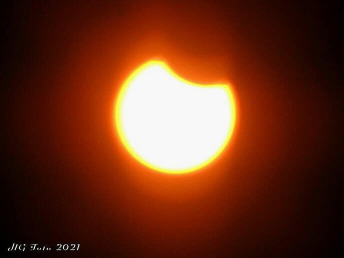 Zonsverduistering goed te zien in Dalfsen.