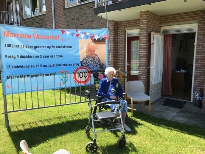 100 jarige in Dalfsen: Mevr. Westerhof - Foto: Eigen geleverde foto