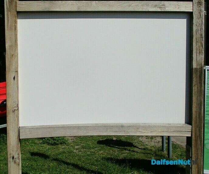 Er komt toch een paneel bij