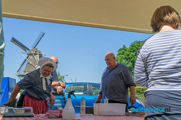 Zomerse Boerenmarkt in Vilsteren, zaterdag weer - Foto: Paul Scholten