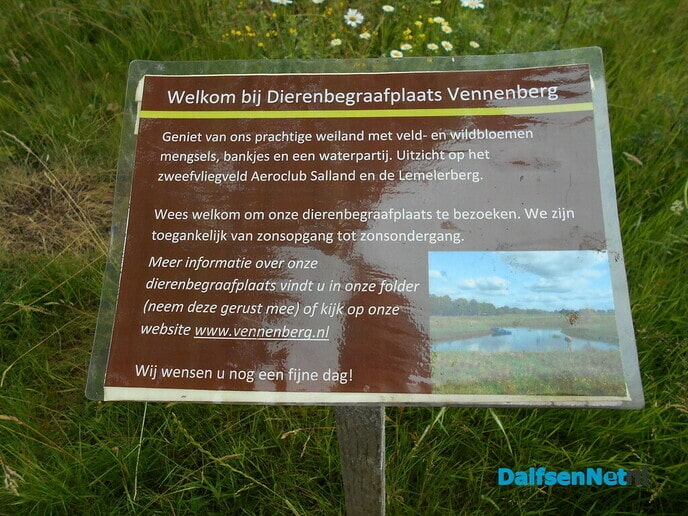 Het is echt geen dooie boel bij de dierenbegraafplaats
