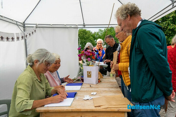 Boek “Kriebul” is na presentatie te koop - Foto: Paul Scholten