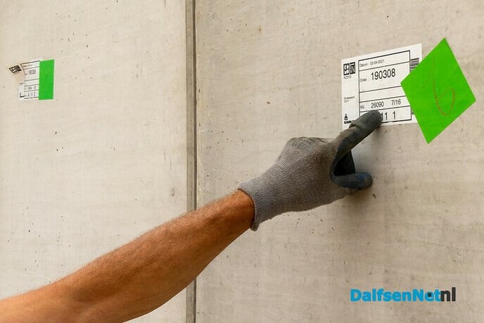 Drukke werkzaamheden aan tunnel Welsummerweg - Foto: Paul Scholten