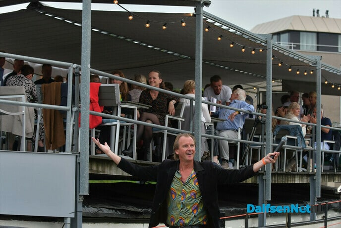 Een spetterend spektakel aan de Vecht in Ommen - Foto: Johan Bokma