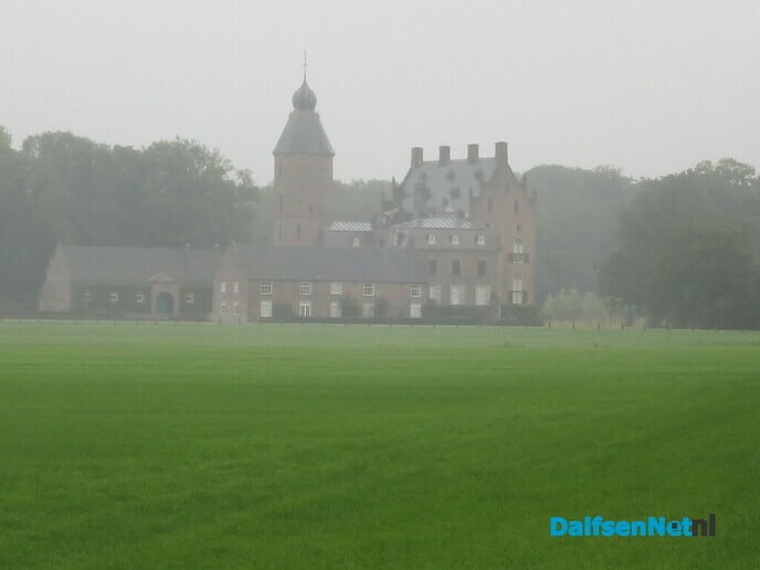 Een stortvloed bij de RechterenDevotie wandeling - Foto: Wim
