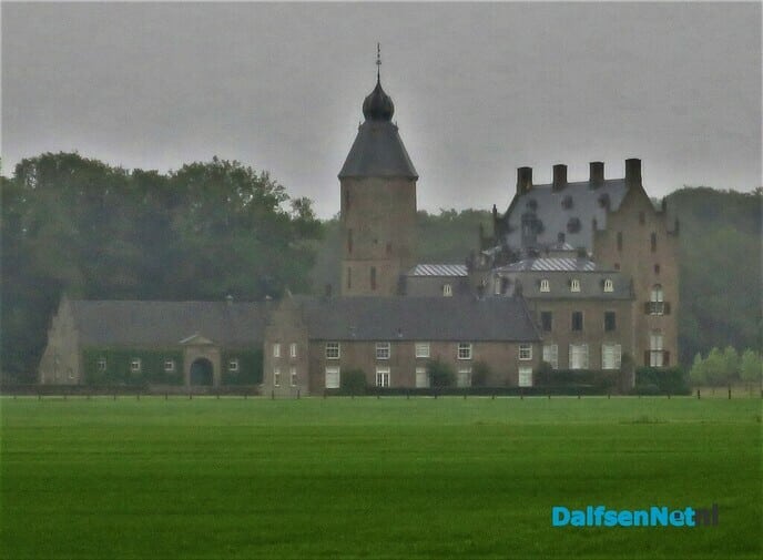 Een stortvloed bij de RechterenDevotie wandeling - Foto: Wim