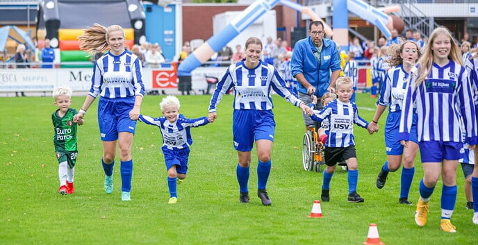 Feestelijke aftrap van het seizoen 2021-2022 bij USV - Foto: Ingezonden foto