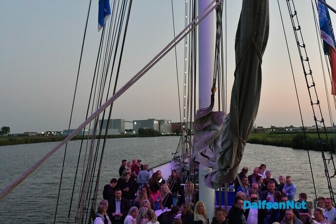 Varen met Harten 10 op een Piratenschip - Foto: Johan Bokma