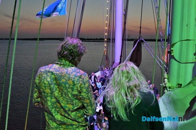 Varen met Harten 10 op een Piratenschip - Foto: Johan Bokma