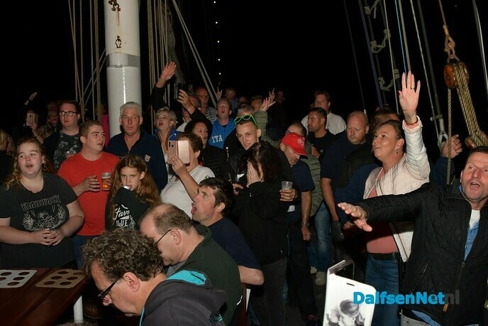 Varen met Harten 10 op een Piratenschip - Foto: Johan Bokma