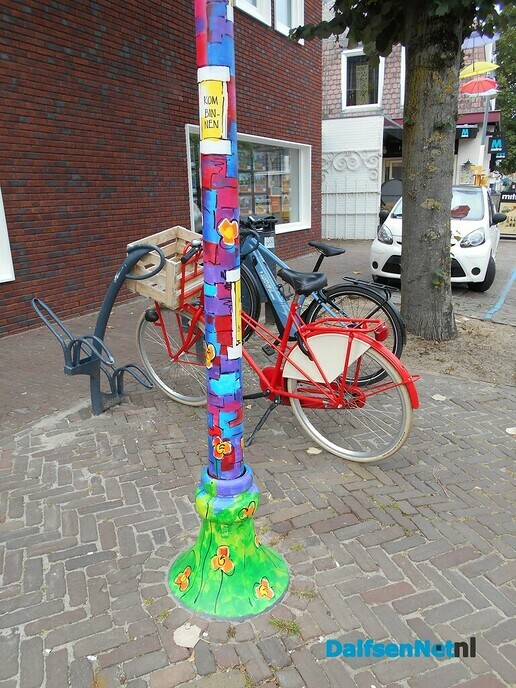Versierde straatlantaarns