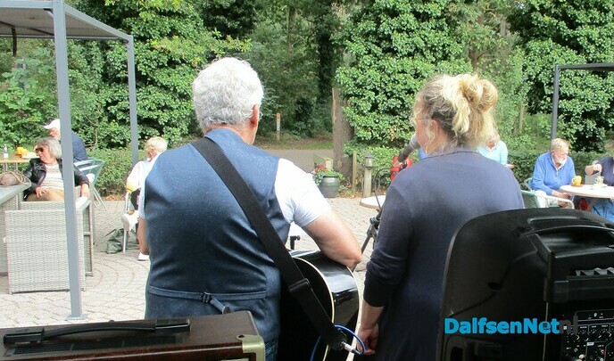 Nana en Ton zorgden weer voor hele vrolijke noten